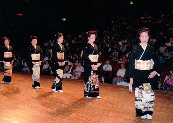 第３９回全国大会　満員の観客